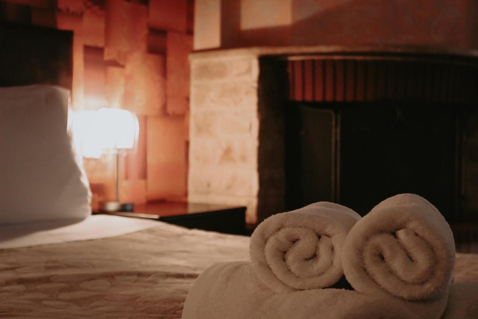 Enastron Hotel Káto Loutrákion Kültér fotó