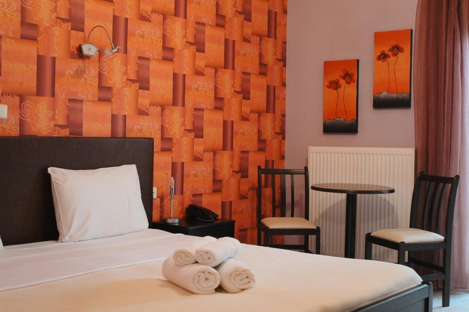 Enastron Hotel Káto Loutrákion Kültér fotó