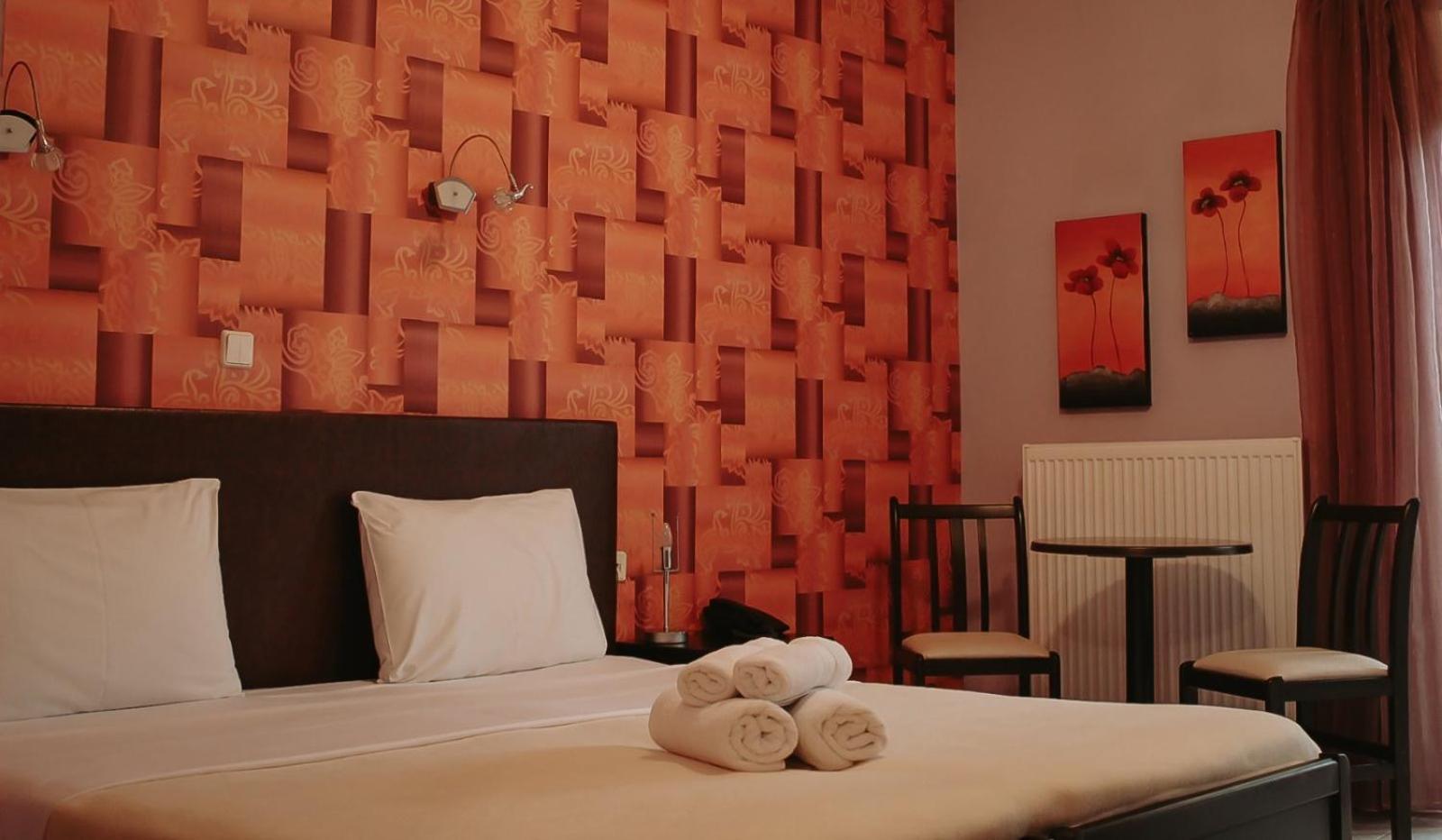 Enastron Hotel Káto Loutrákion Kültér fotó