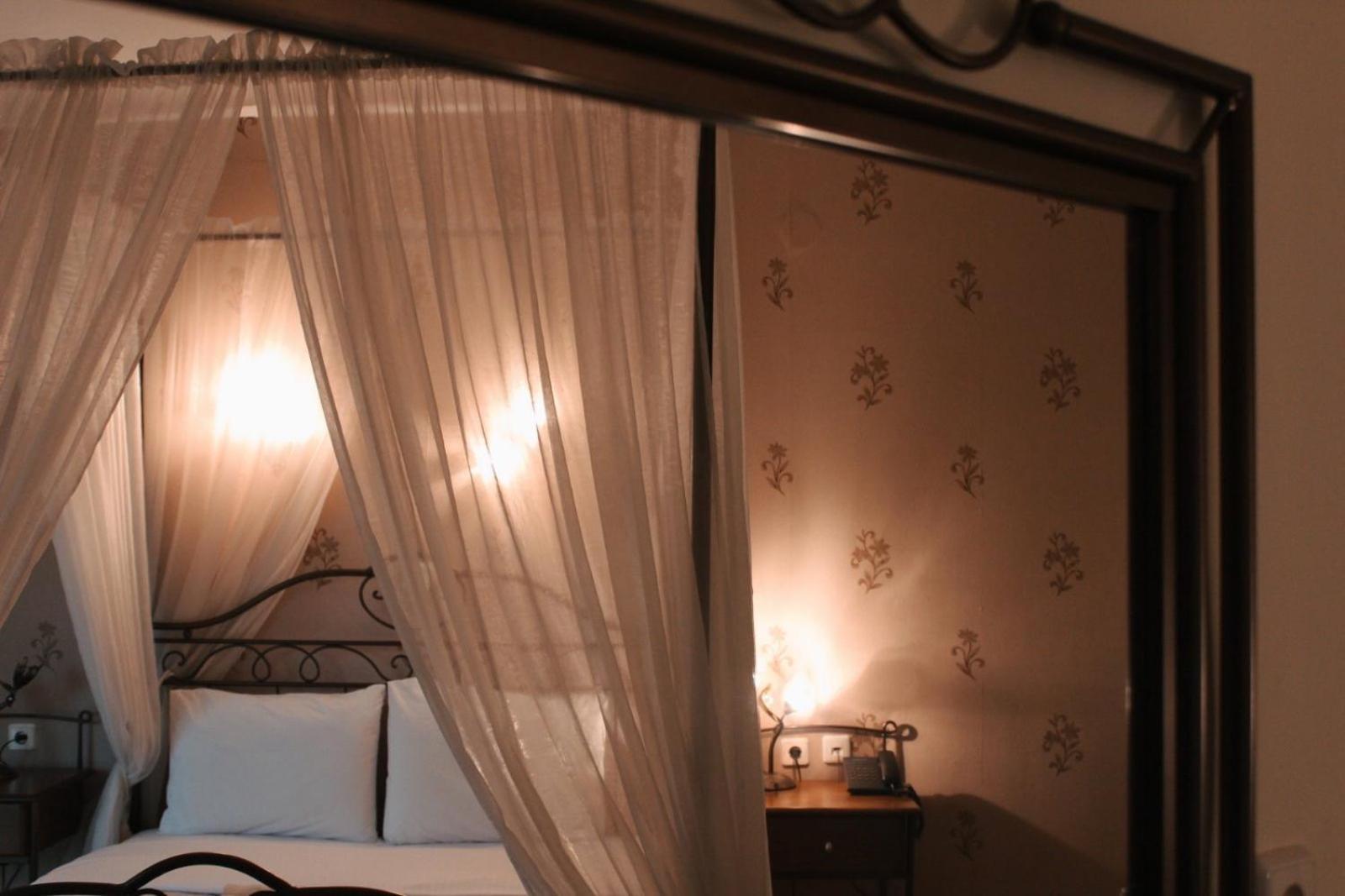 Enastron Hotel Káto Loutrákion Kültér fotó